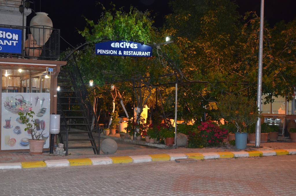 Erciyes Stone Hotel Uçhisar Exterior photo